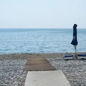 Διαμέρισμα Yialos
