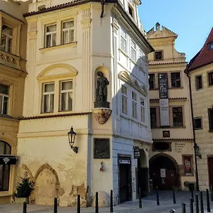 Tynska 7 Praha
